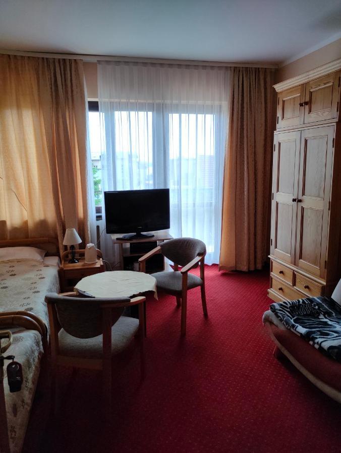 Delfin Bed and Breakfast Mielno  Buitenkant foto