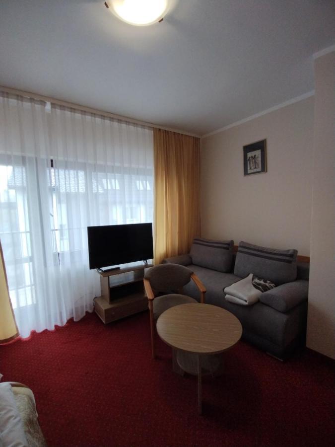Delfin Bed and Breakfast Mielno  Buitenkant foto